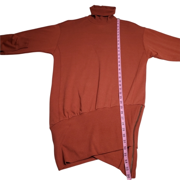 Young Fabulous and Broke Turtleneck Asymmetrical Sweatshirt Mini Dress NWT Sm - Picture 9 of 10